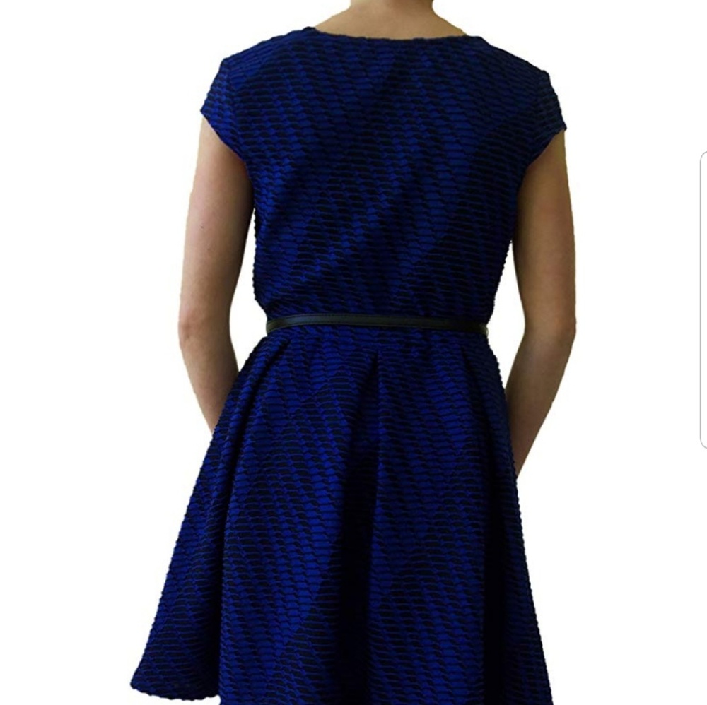 IZ BYER Junior's Novelty Knit Bow Belted Dress - Picture 2 of 3